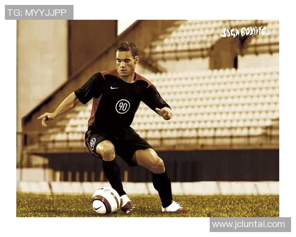 足球明星穿短裤的时尚瞬间大集合，尽显运动魅力与个性风采